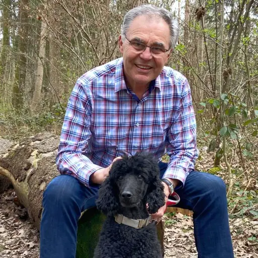 Vorstandsmitglied Reiner Rösch mit Chiara Mia.