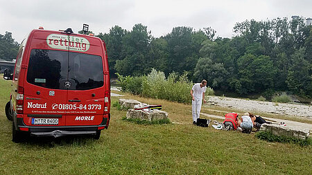 Sommer-Unfall mit gutem Ausgang. Sommer-Unfall mit gutem Ausgang.